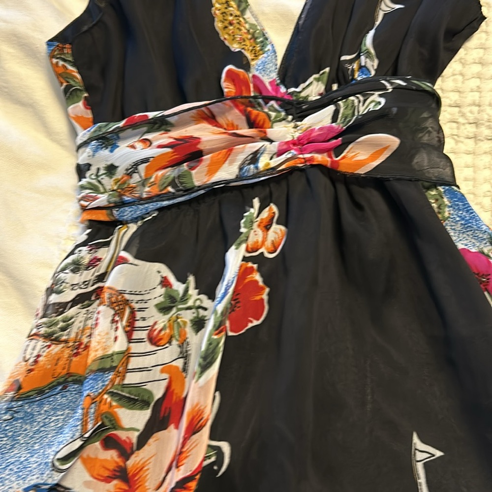 Forever 21 women's  v-neck dress size medium - Picture 6 of 11